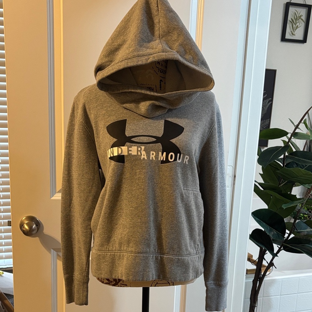 Under Armour Heather Gray Pullover Hoodie